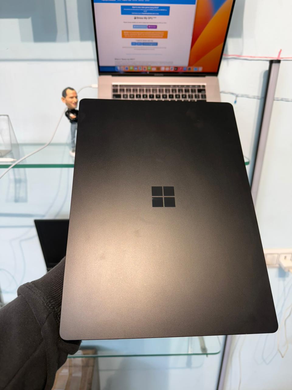 Microsoft Surface Laptop Core i7 10th Gen 16GB Ram 256Gb SSD